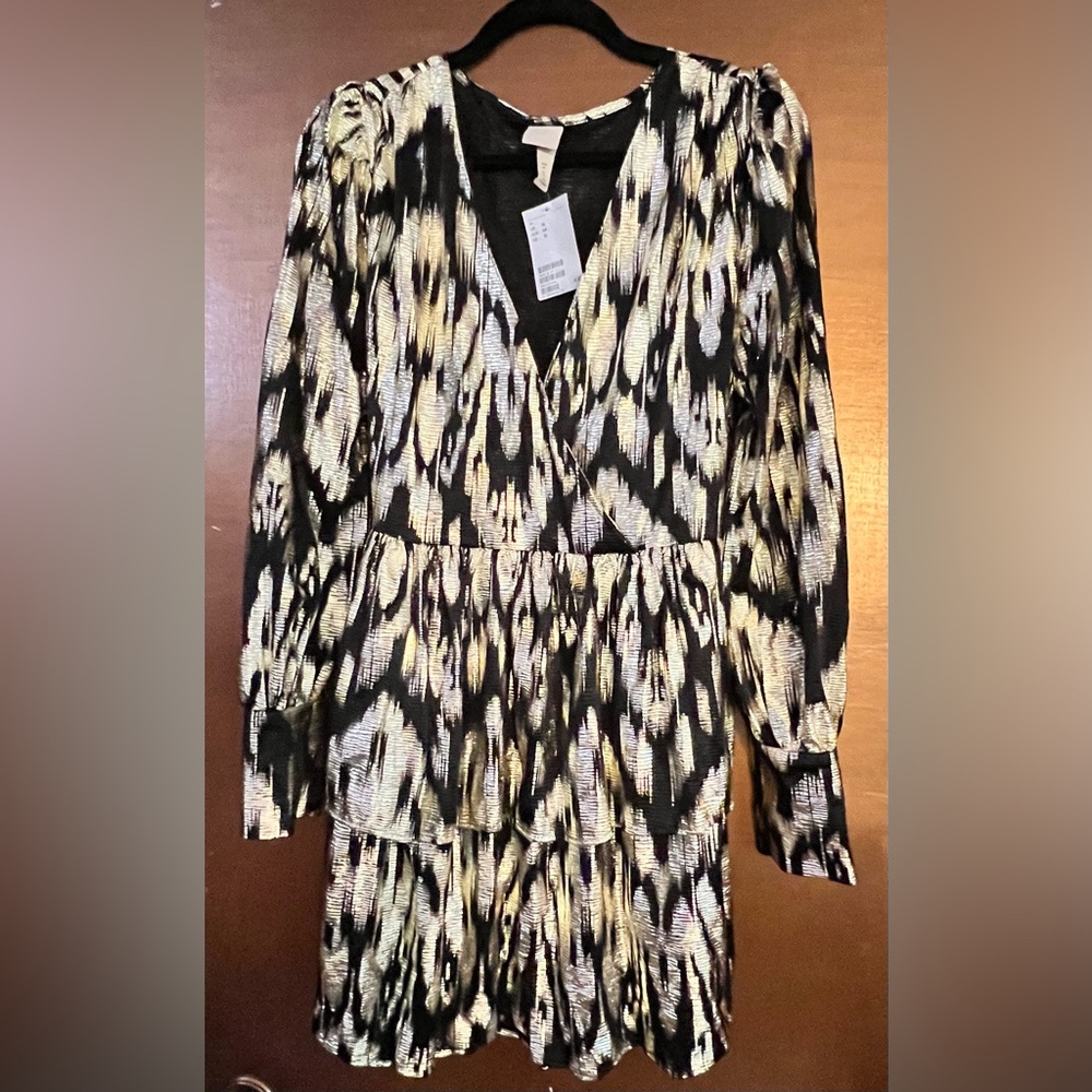 H&M dress gold foil jacquard textured tiered mini long sleeved black